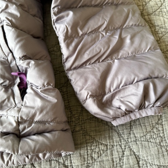 Patagonia Kids' Grey and Pink Down Puffer Jacket - Picture 5 of 6